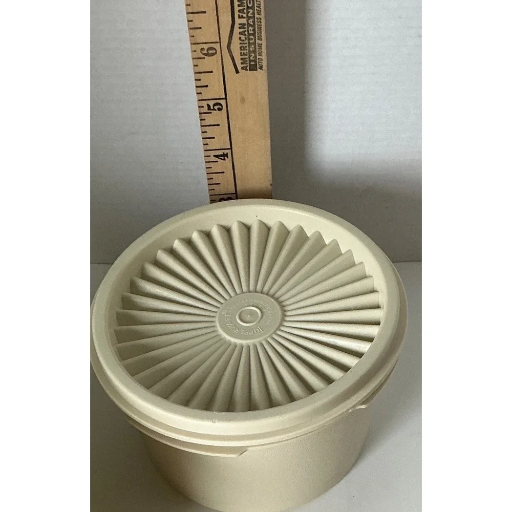 Tupperware Vintage Servalier Bowls Set of 4 Sunburst Lids Harvest Colors MCM